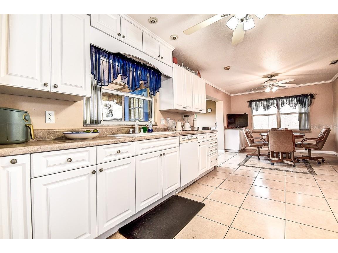 10660 41st Court N Clearwater FL 33762 TB8433649 image11