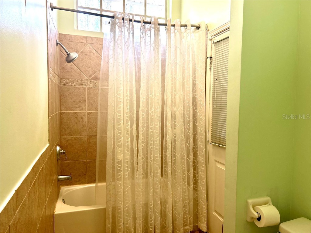 10662 Crystal Springs Court Orlando FL 32825 O6350254 image42