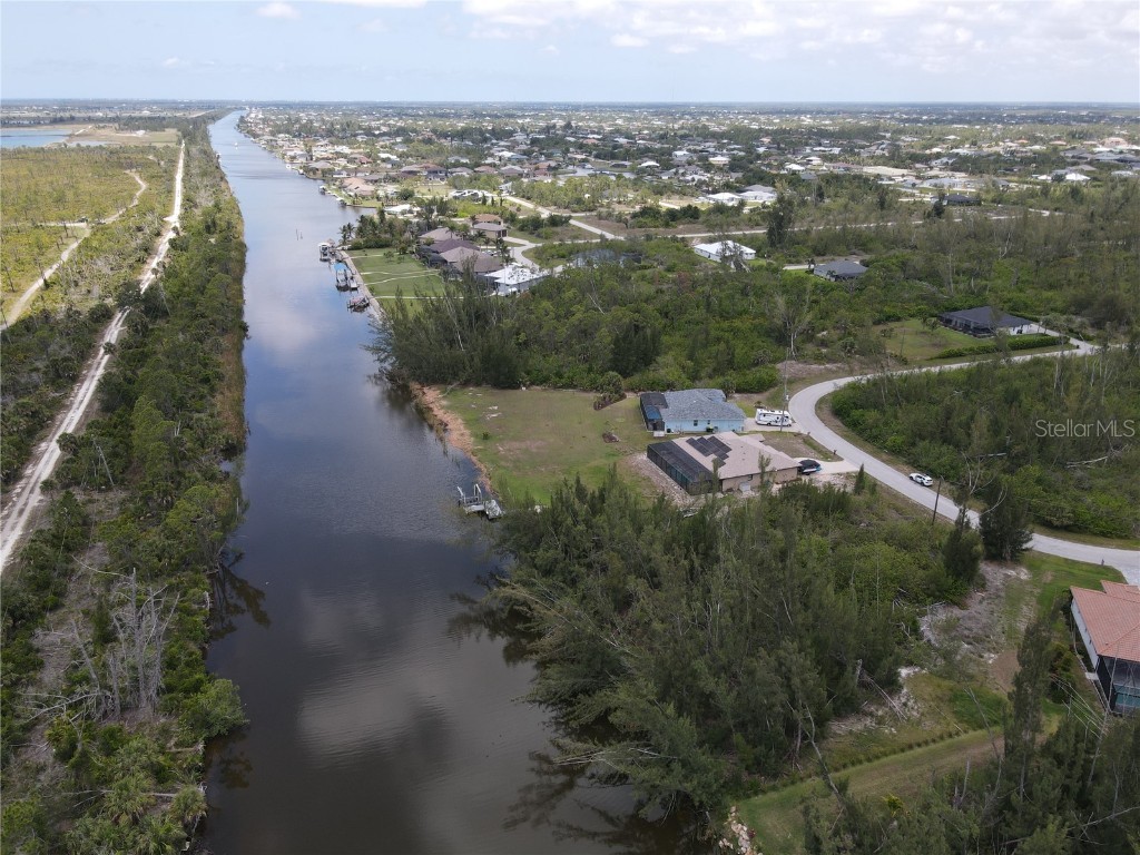 10662 Kearsarge Circle Port Charlotte FL 33981 - SANTA CRUZ WATERWAY C7510186 image8