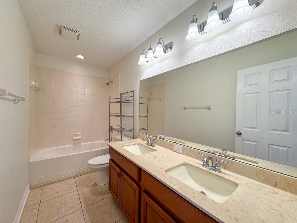 10663 Pictorial Park Drive Tampa FL 33647 TB8461064 image33