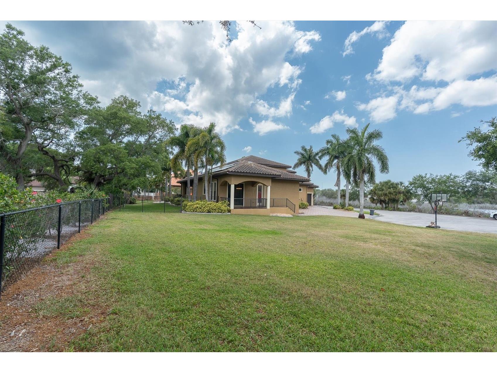 1067 Ashland Avenue Tarpon Springs FL 34689 TB8506106 image77