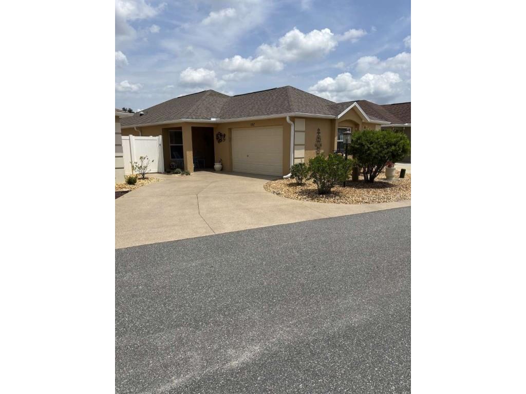 1067 Carver Court The Villages FL 32163 TB8448232 image1