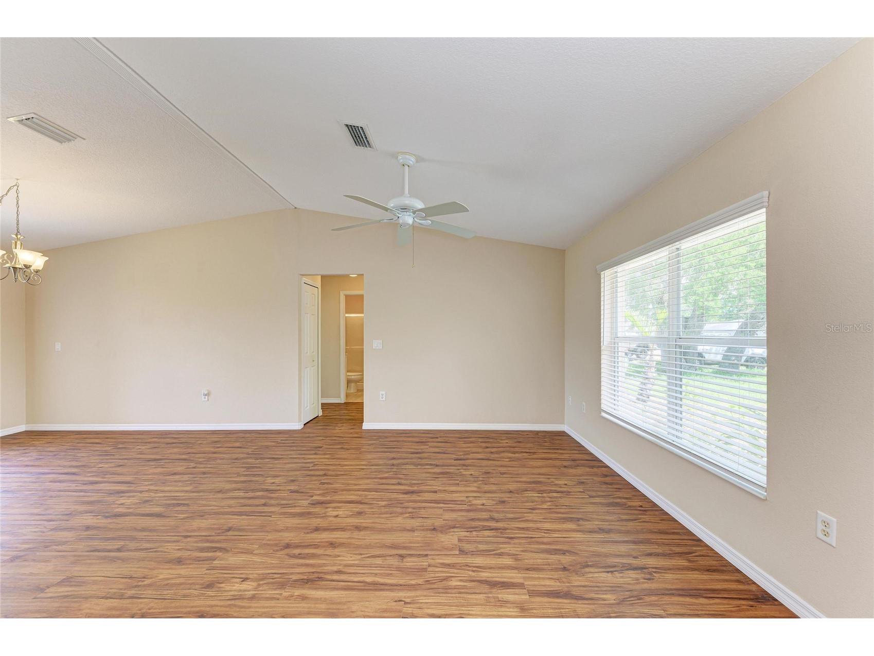 1067 Rosedale Road Venice FL 34293 A4689050 image7