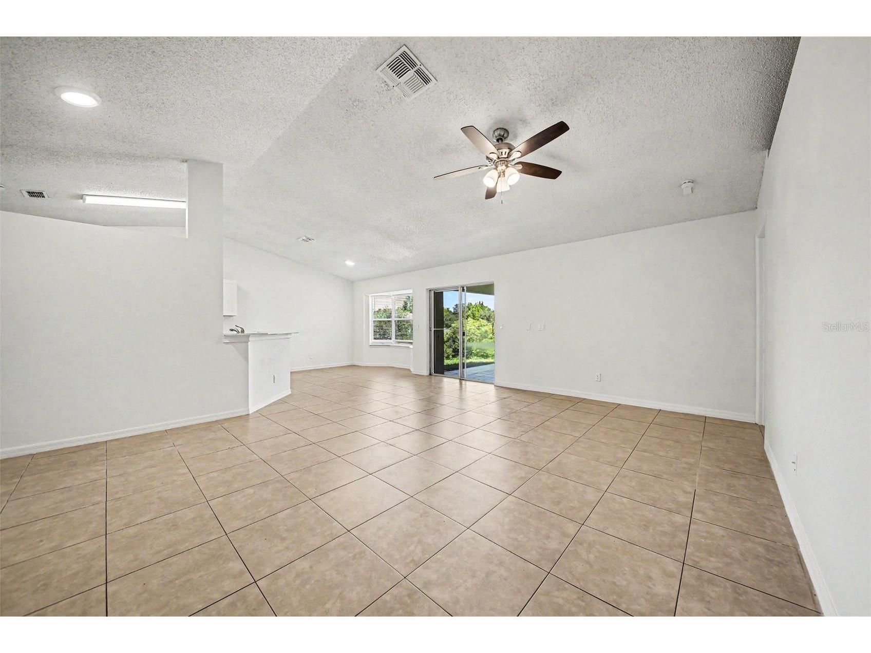 1067 Sheeler Hills Drive Apopka FL 32703 O6419558 image3