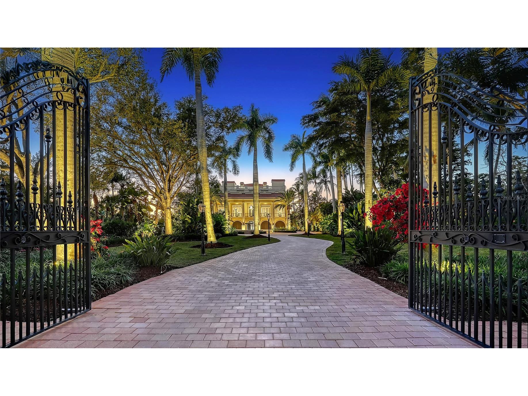 1067 Westway Drive Sarasota FL 34236 A4680843 image4