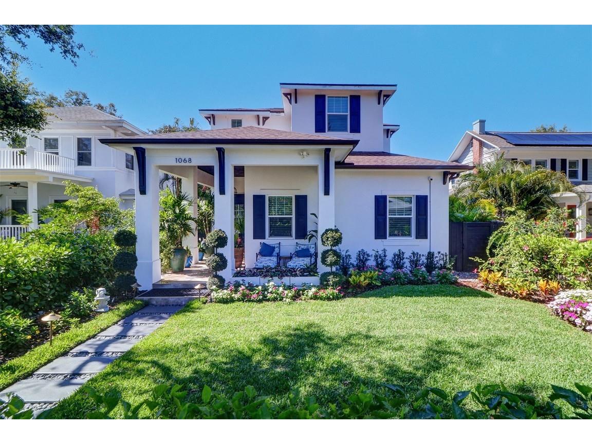 1068 19th Avenue N Saint Petersburg FL 33704 A4570201 image1