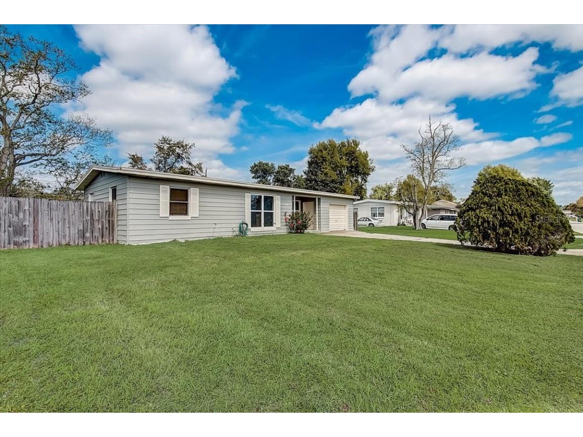 1068 Eagles Nest Ave E Deltona FL 32725 V4923631 image1