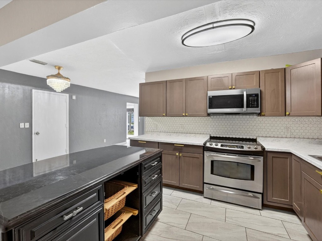 1068 Peter Road Daytona Beach FL 32114 S5139238 image7