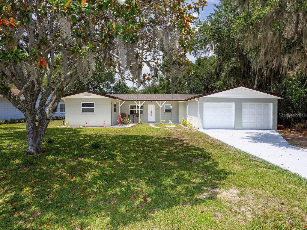 1068 W Lakeshore Drive Clermont FL 34711 O6126526 image1
