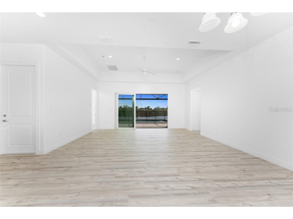 10688 Mcalester Circle Port Charlotte FL 33981 - SANTA CRUZ D6140838 image11