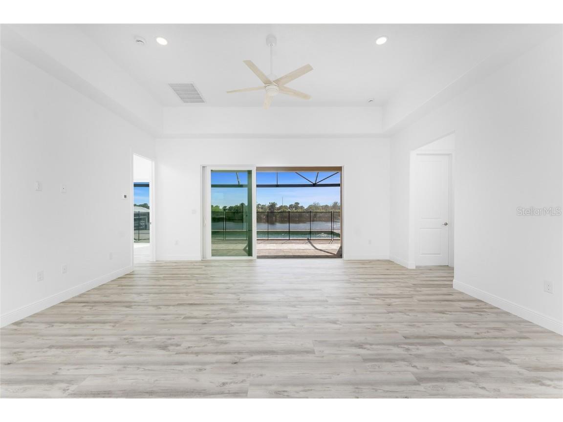 10688 Mcalester Circle Port Charlotte FL 33981 - SANTA CRUZ D6140838 image8