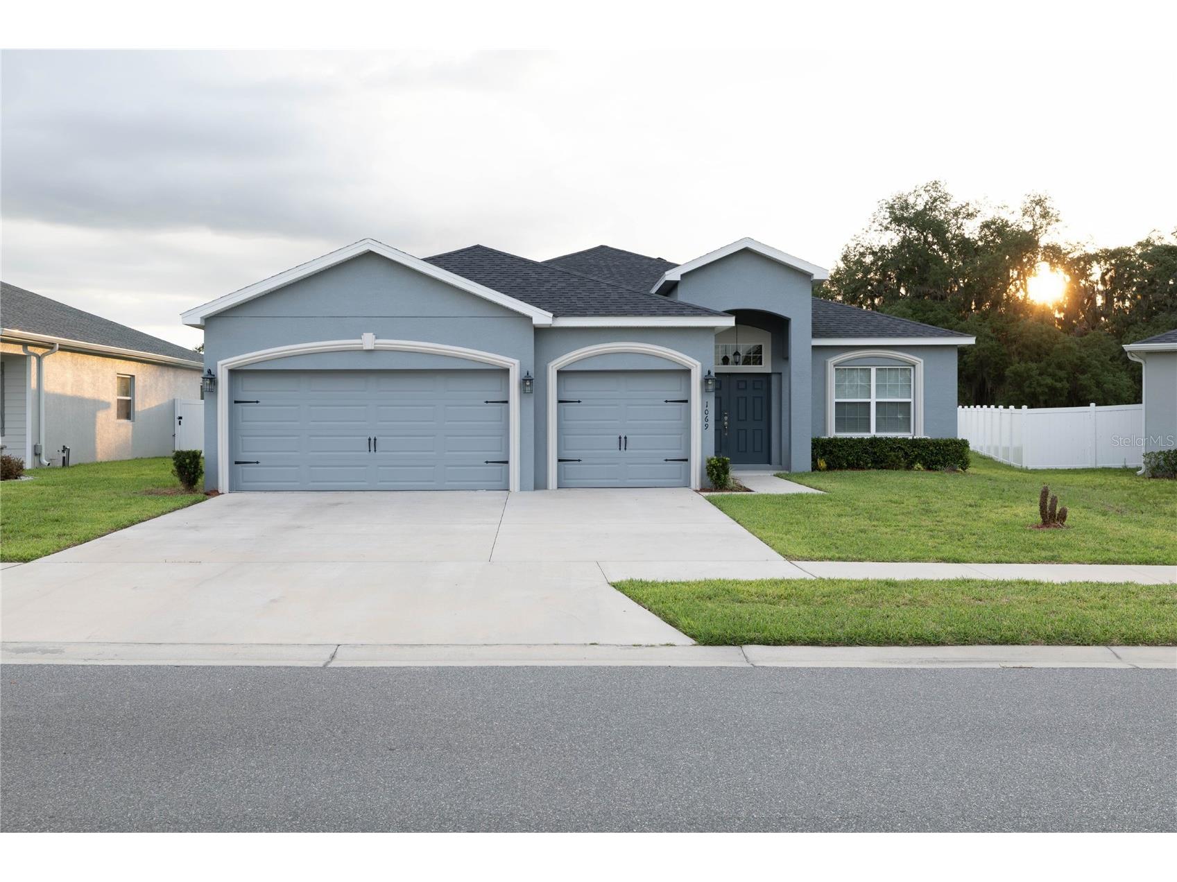 1069 Montgomery Lane Polk City FL 33868 L4963400 image1