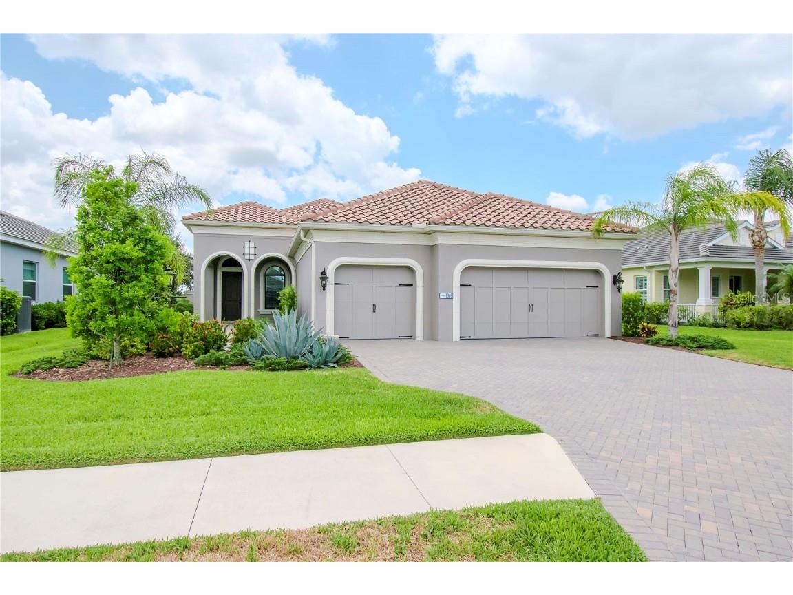1069 River Wind Circle Bradenton FL 34212 - MANATEE RIVER A4666214 image1