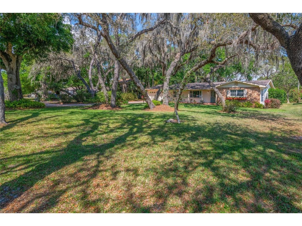 1069 Salsona Ave Kissimmee FL 34744 S5083189 image1