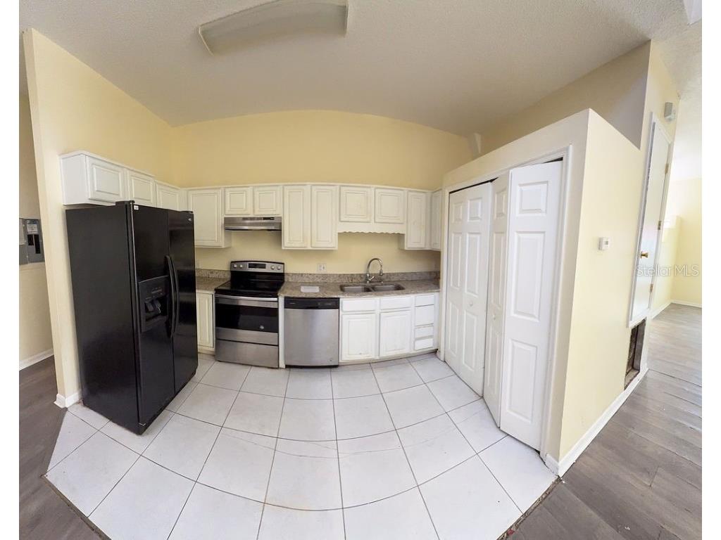 1069 Universal Rest Place Kissimmee FL 34744 S5117548 image2