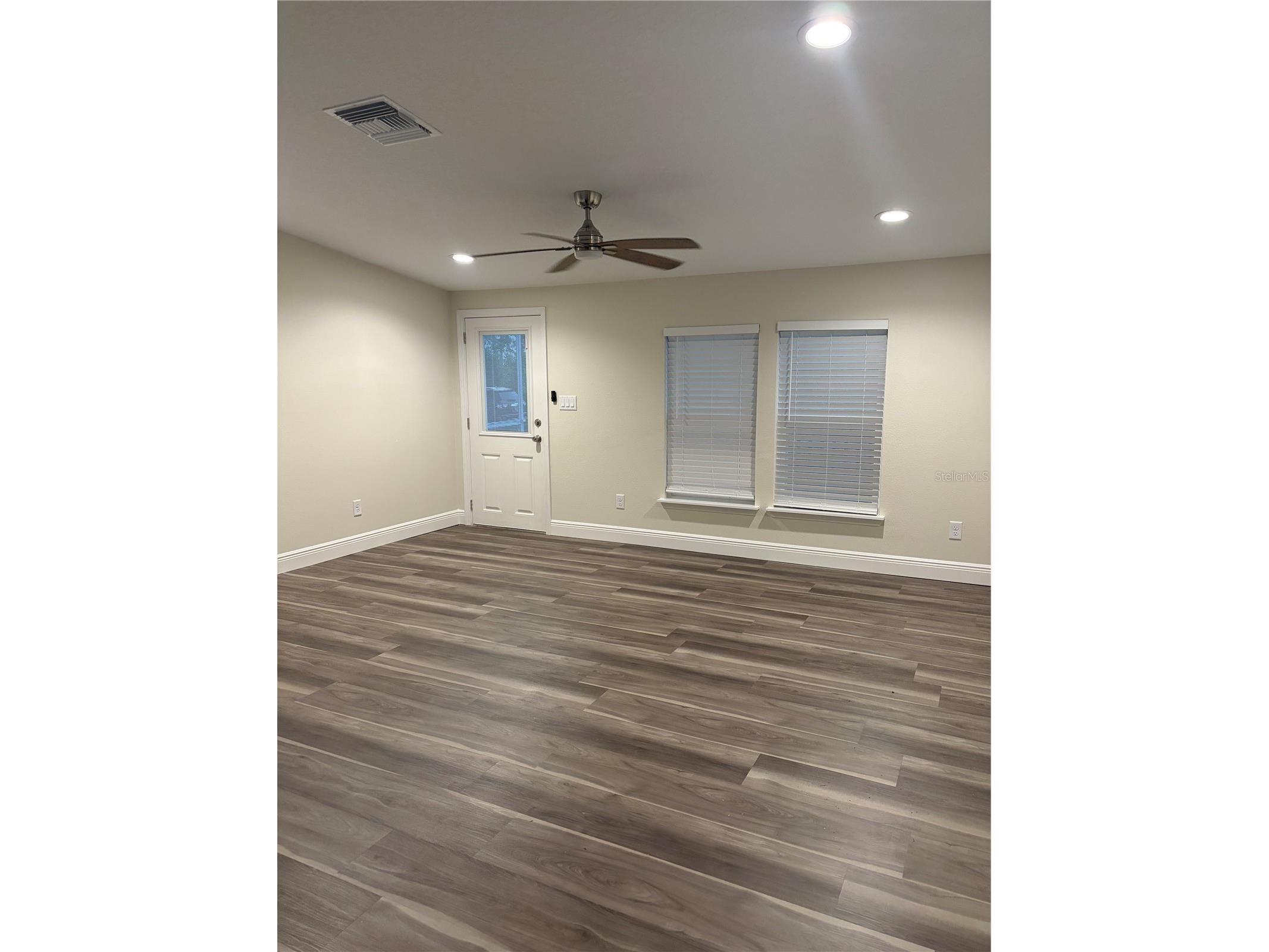 10699 Quiet Cove Road Howey In The Hills FL 34737 - POND G5114020 image6