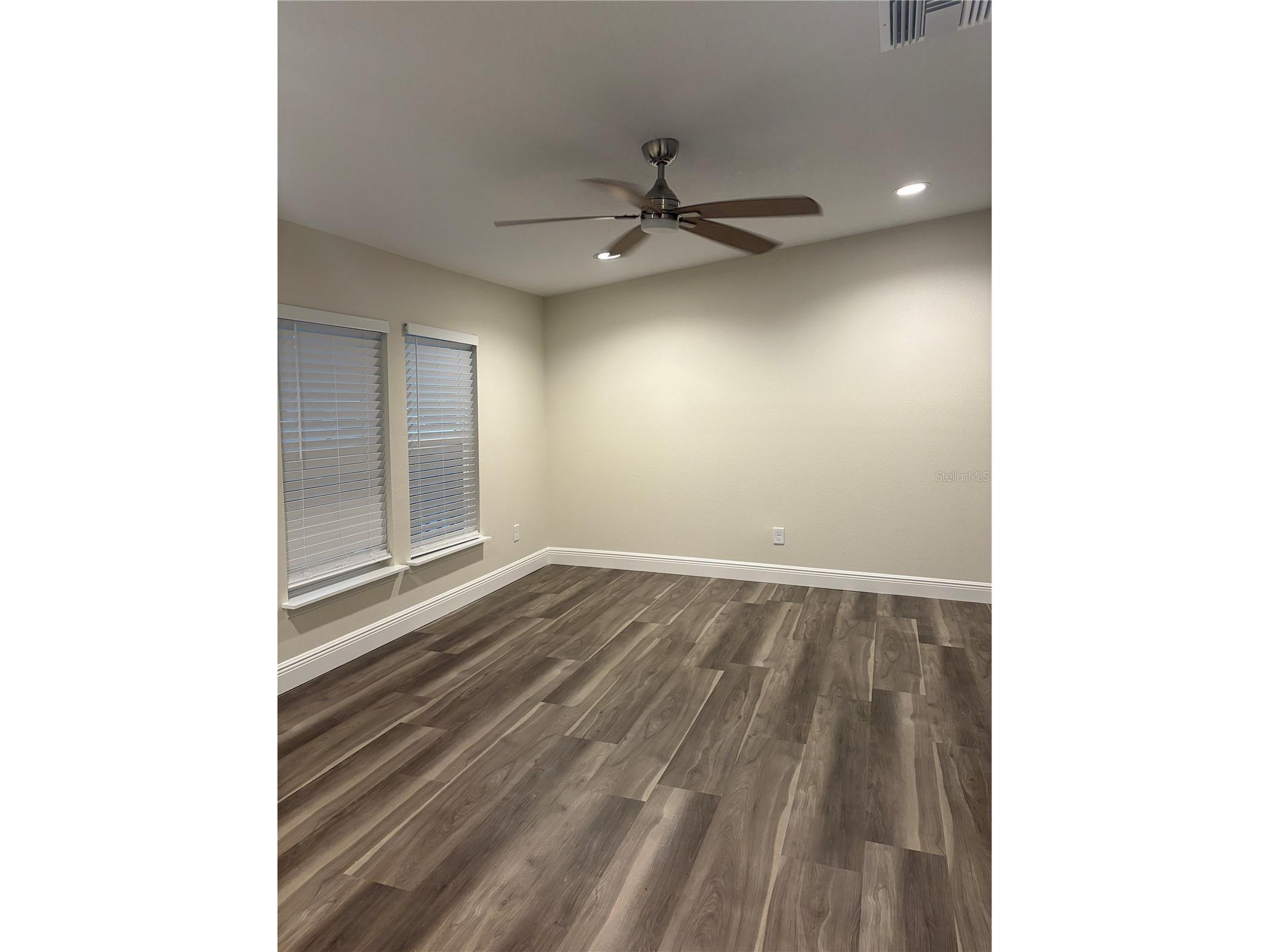 10699 Quiet Cove Road Howey In The Hills FL 34737 - POND G5114020 image7