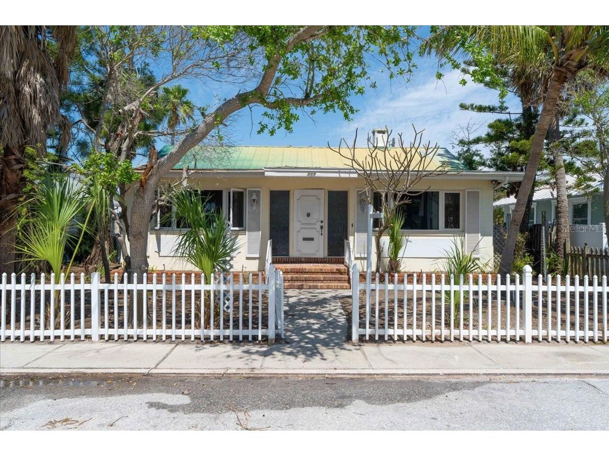 107 13th Avenue Saint Pete Beach FL 33706 TB8368123 image2