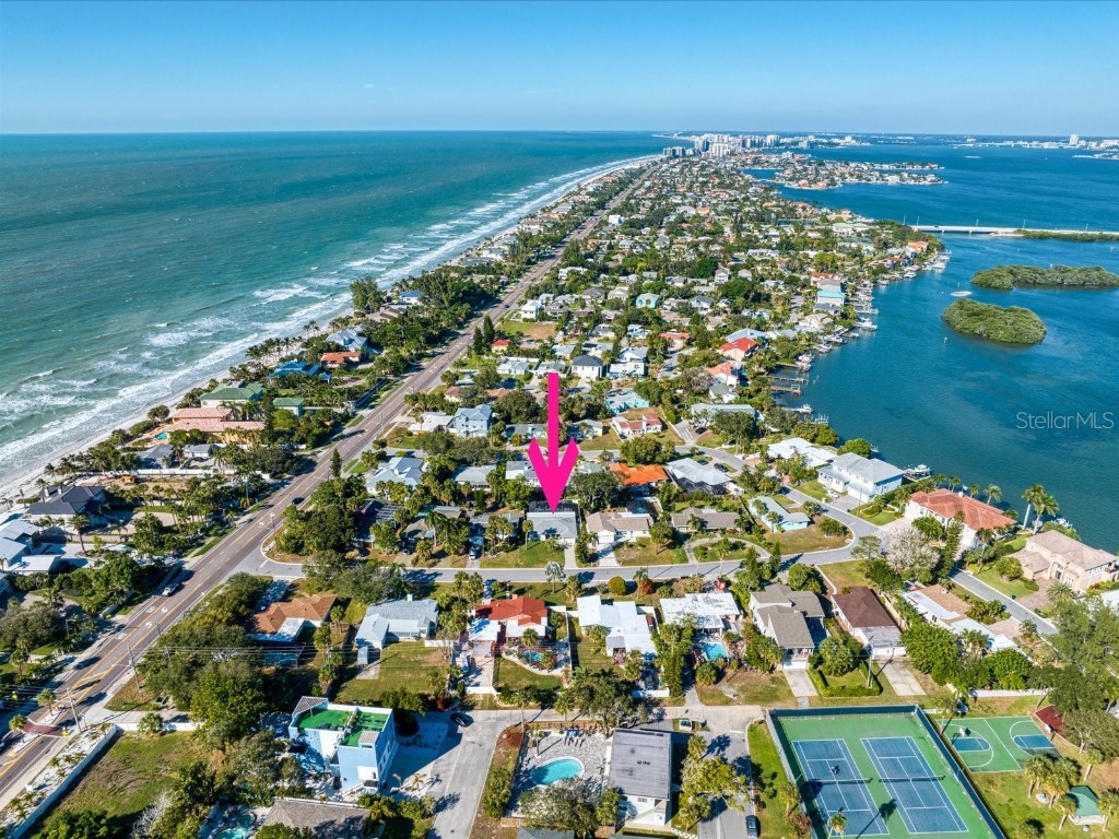 107 1st Street Belleair Beach FL 33786 U8220400 image1