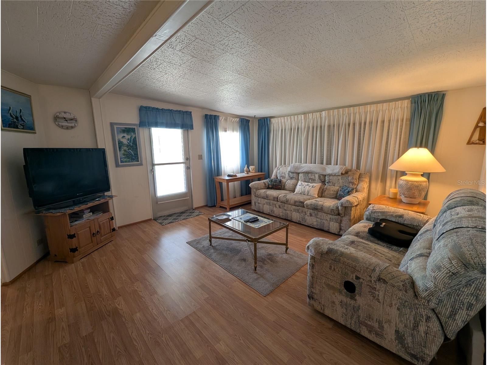 107 48th Avenue Drive W Bradenton FL 34207 A4684544 image6