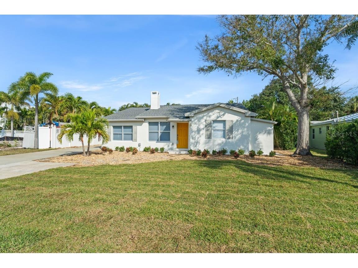 107 4th Street Belleair Beach FL 33786 O6363185 image1