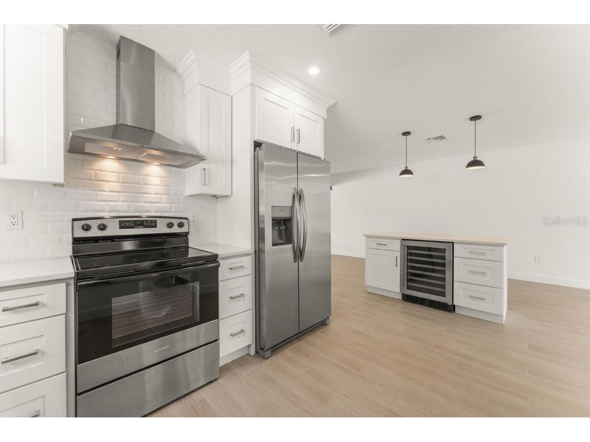 107 4th Street Belleair Beach FL 33786 O6363185 image10