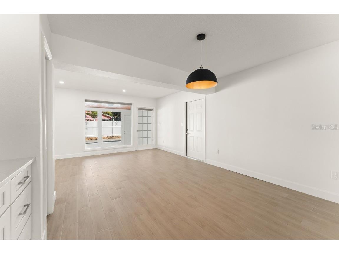 107 4th Street Belleair Beach FL 33786 O6363185 image17