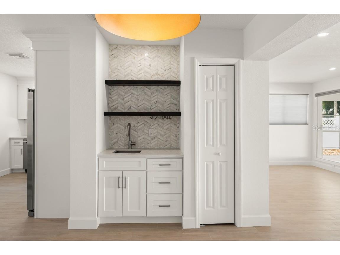 107 4th Street Belleair Beach FL 33786 O6363185 image18