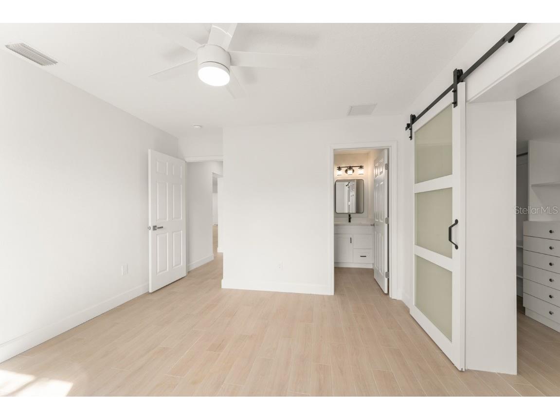 107 4th Street Belleair Beach FL 33786 O6363185 image31