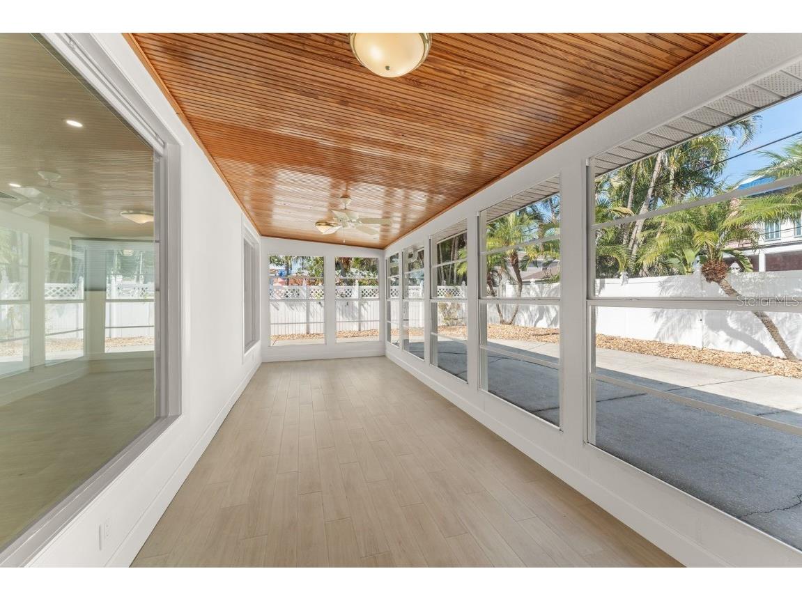 107 4th Street Belleair Beach FL 33786 O6363185 image37