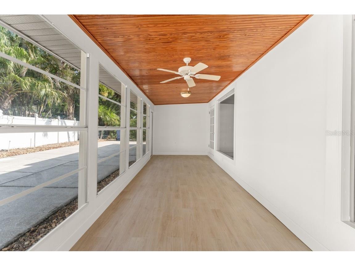 107 4th Street Belleair Beach FL 33786 O6363185 image38