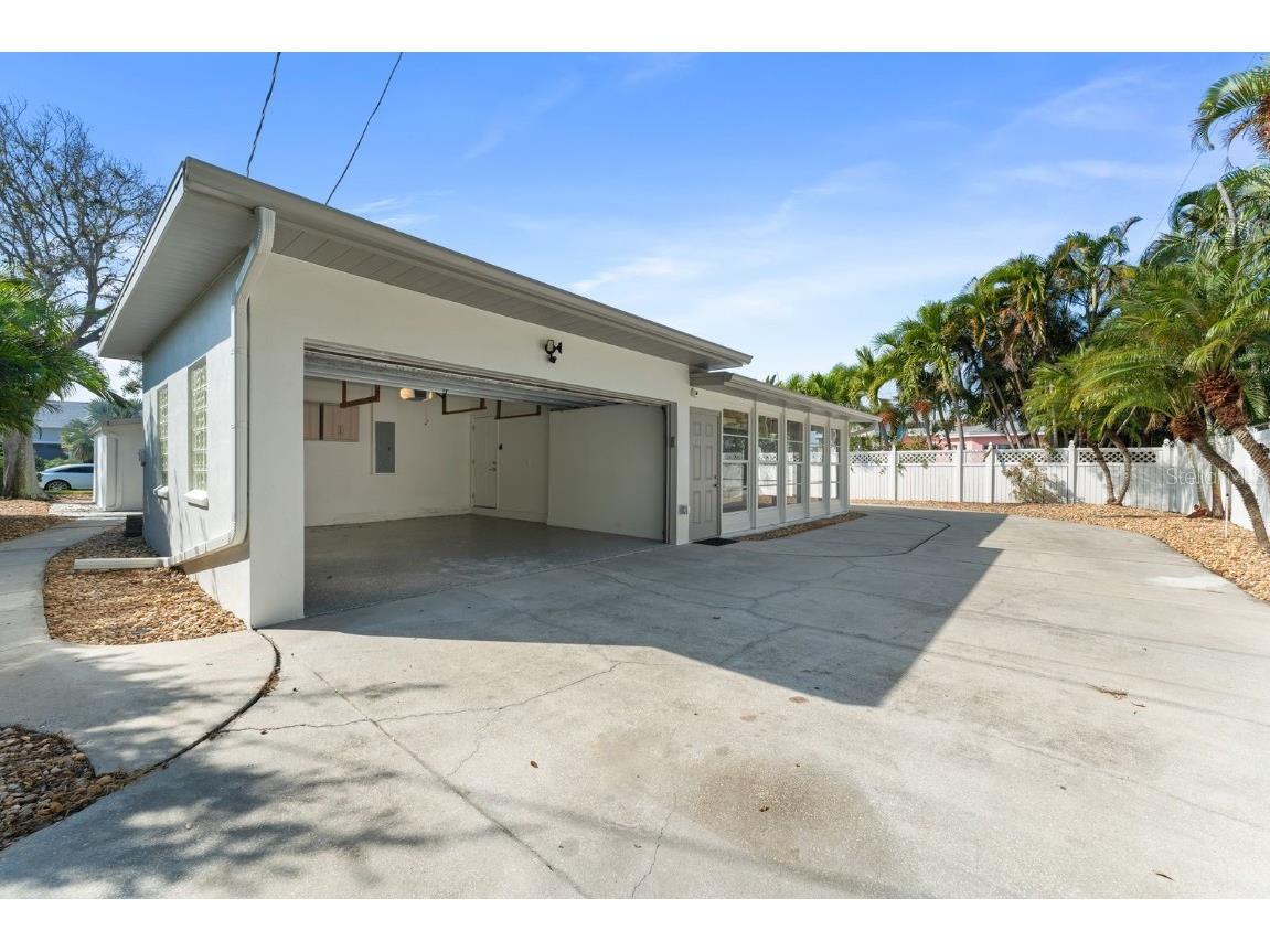 107 4th Street Belleair Beach FL 33786 O6363185 image6