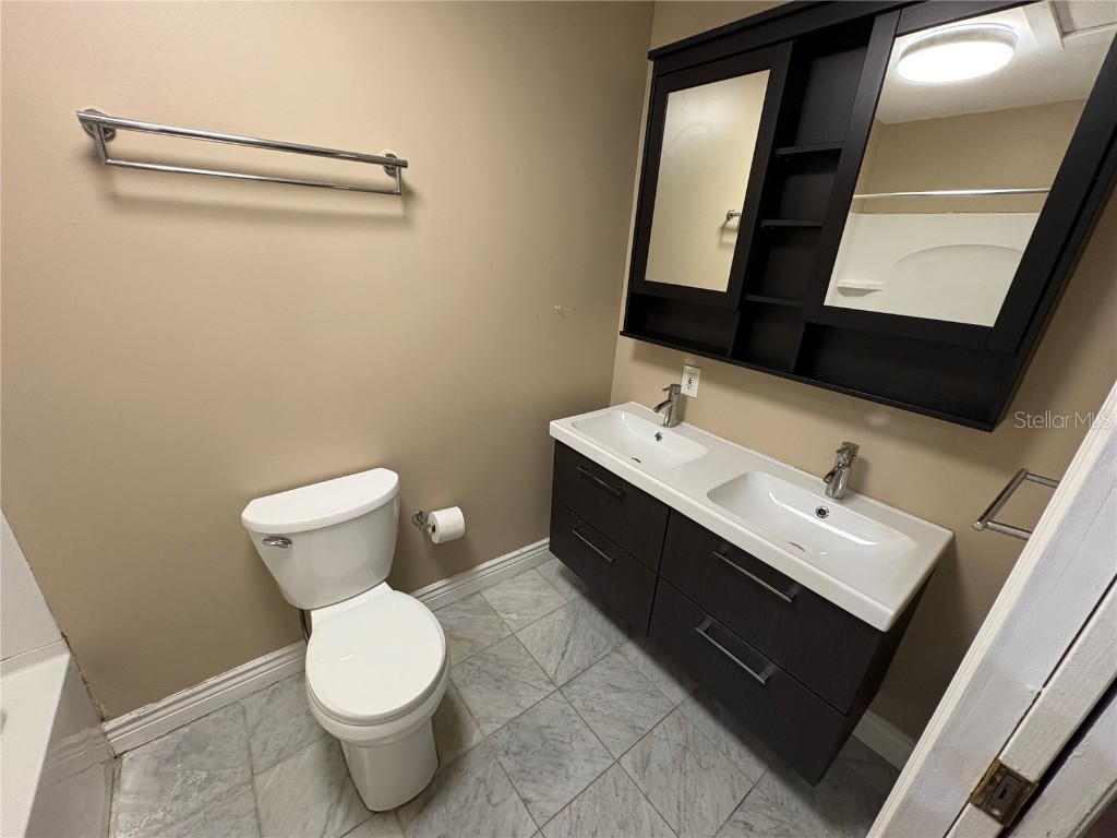 107 6th Street NE Largo FL 33770 OM708077 image16