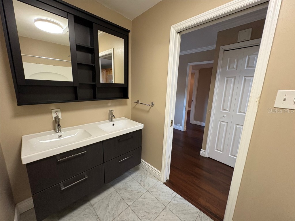 107 6th Street NE Largo FL 33770 OM708077 image19