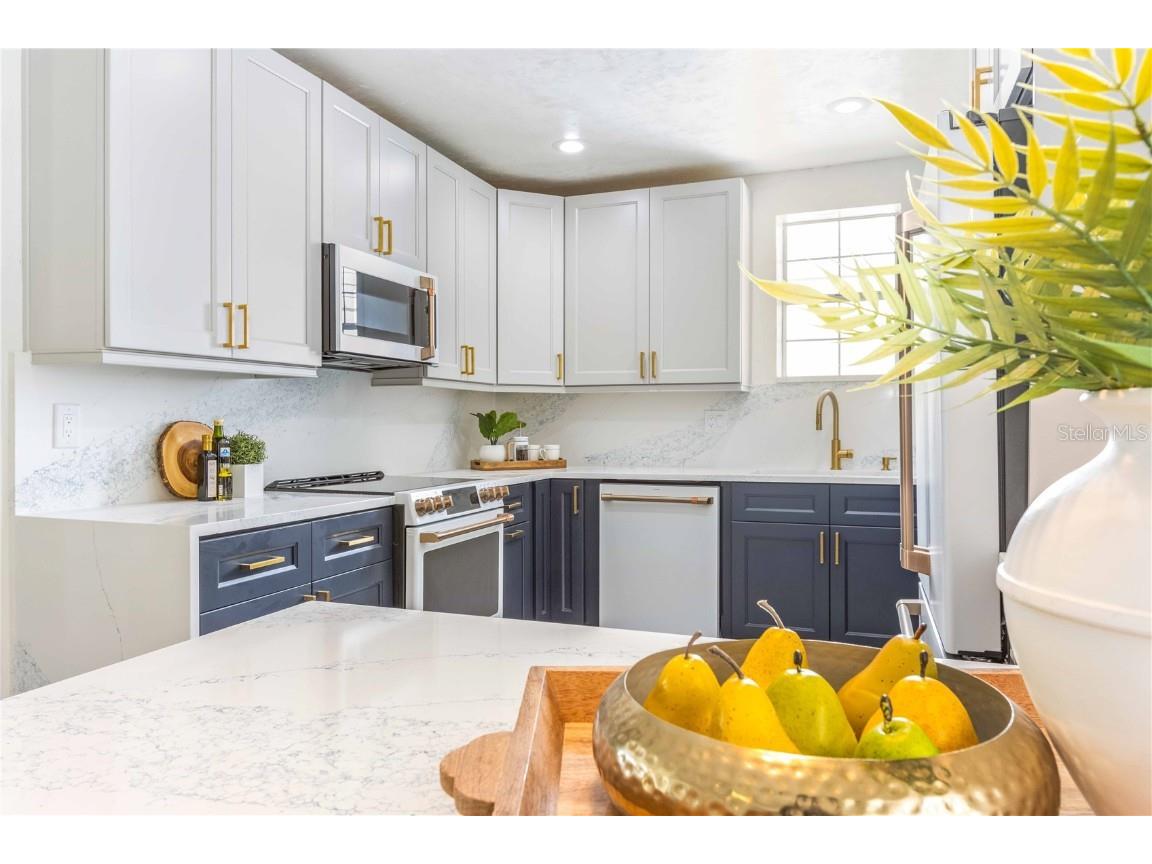 107 8th Street Belleair Beach FL 33786 TB8448148 image15