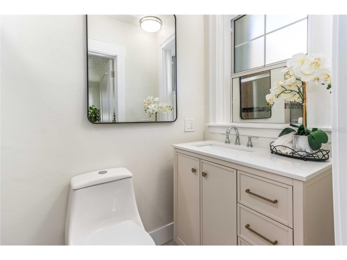 107 8th Street Belleair Beach FL 33786 TB8448148 image24