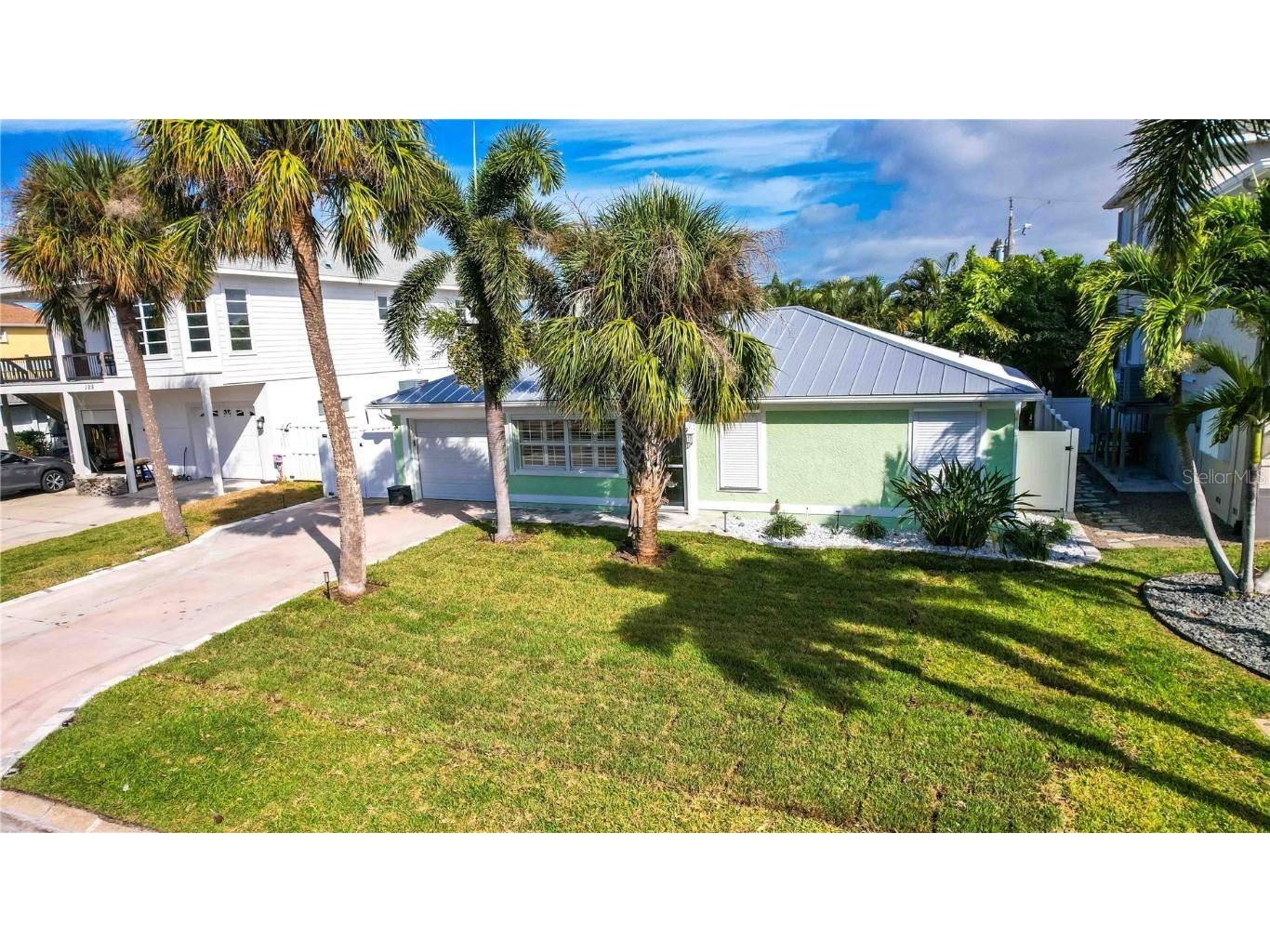 107 8th Street Belleair Beach FL 33786 TB8448148 image5