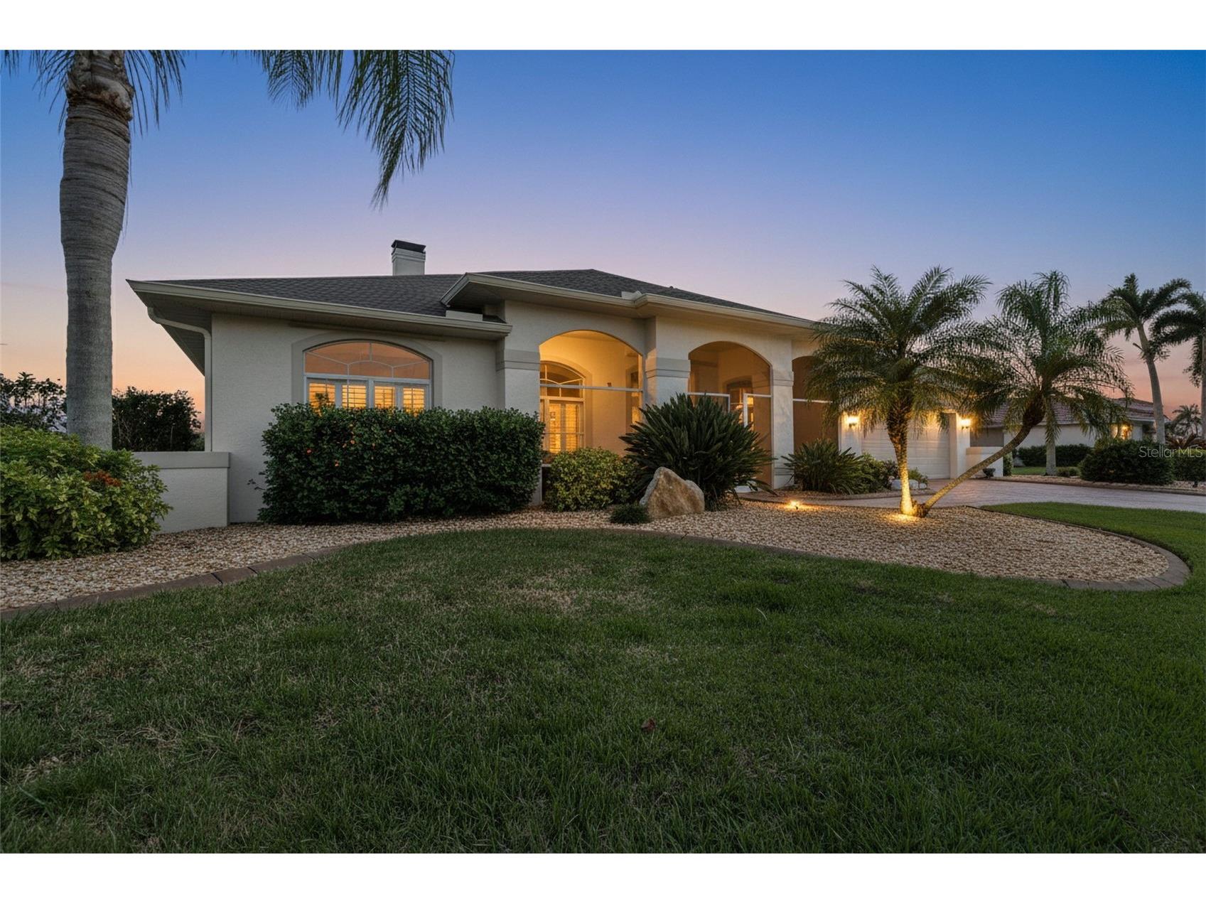107 Abercrombie Avenue Englewood FL 34223 A4681348 image1