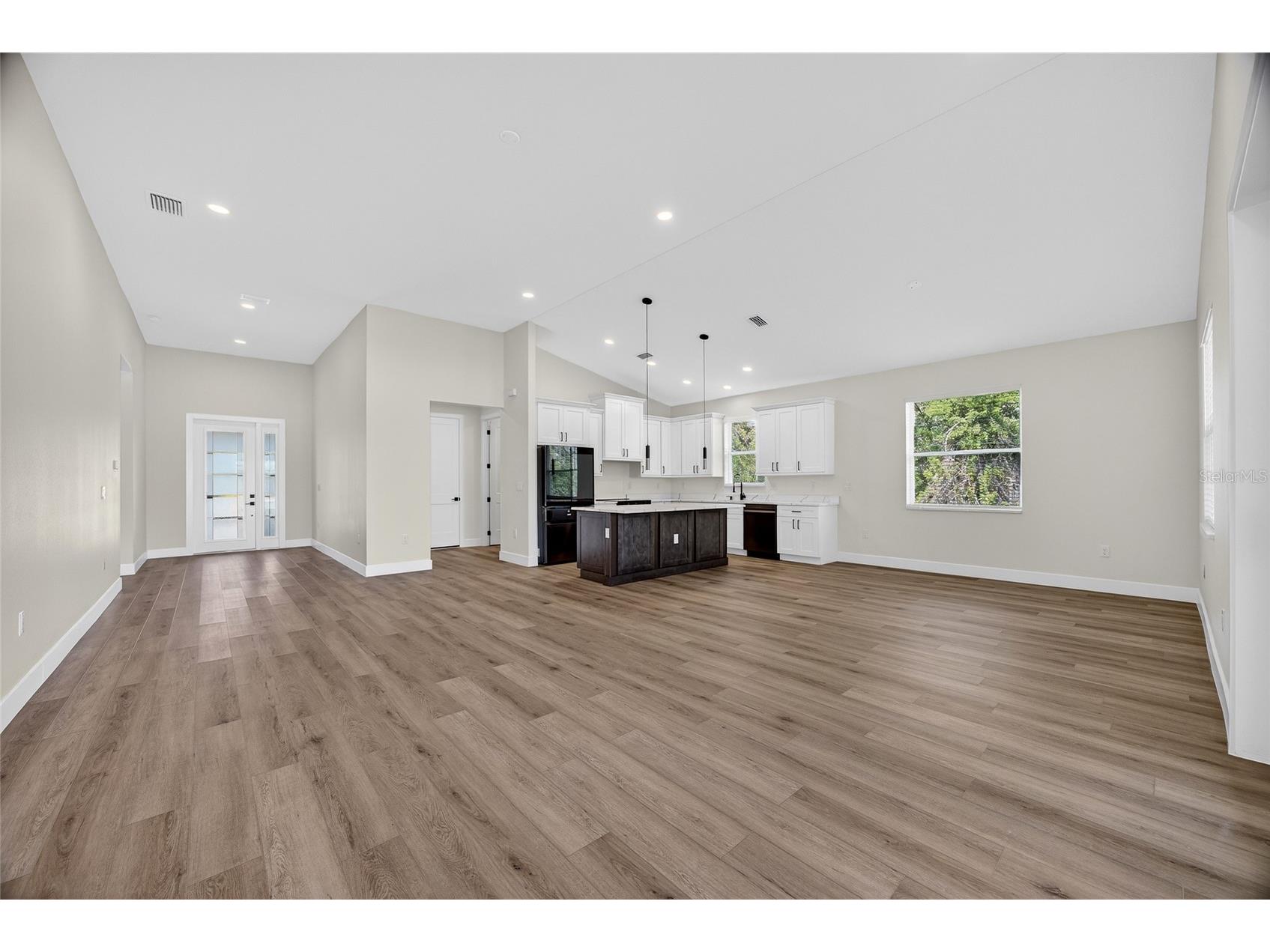 107 Bebb Court Rotonda West FL 33947 C7522743 image5