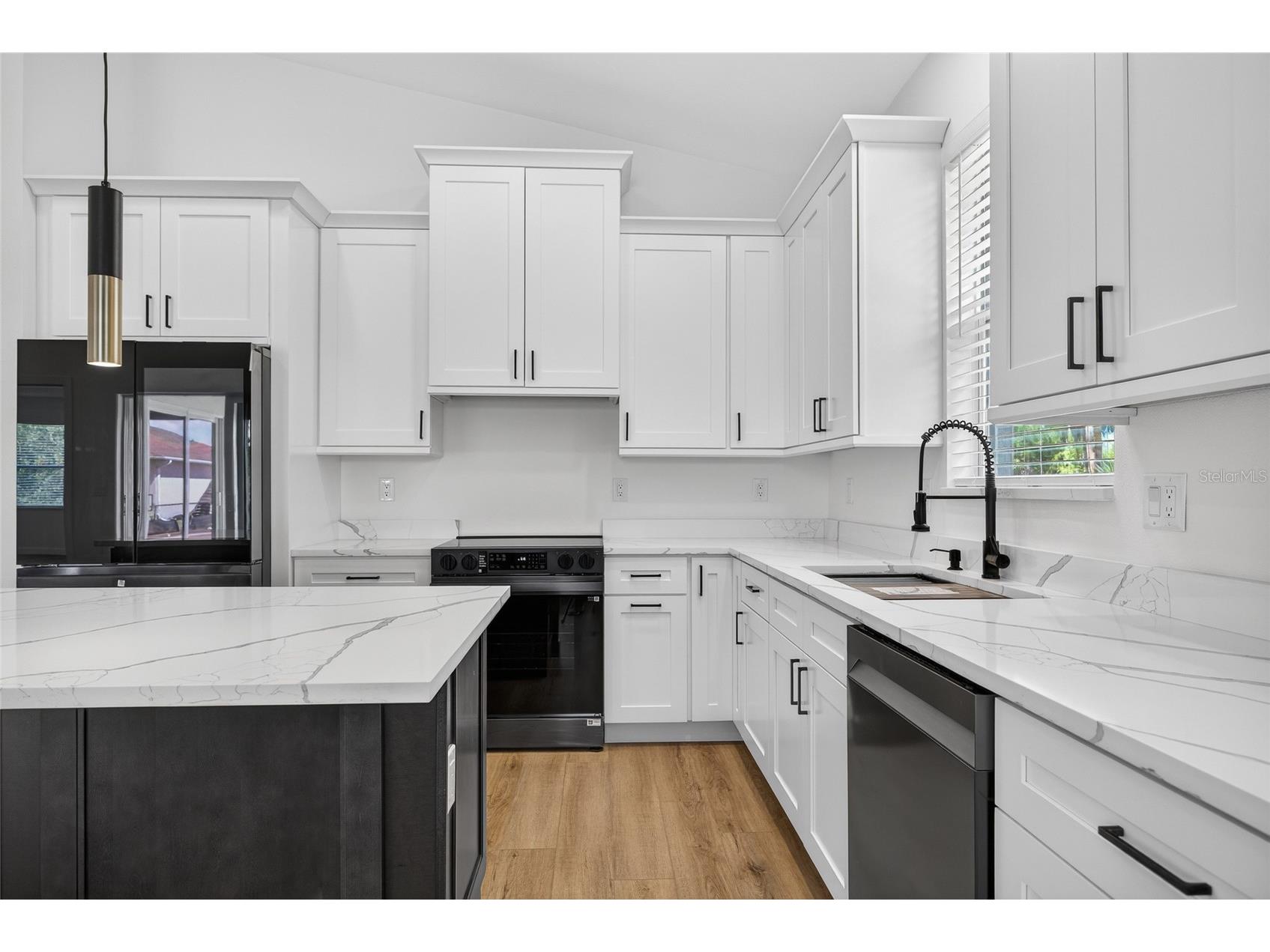 107 Bebb Court Rotonda West FL 33947 C7522743 image7