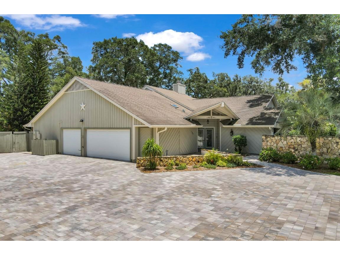 107 Blue Lake Court Longwood FL 32779 - LAKE BRANTLEY/ WEKIVA RIVER O6126212 image1