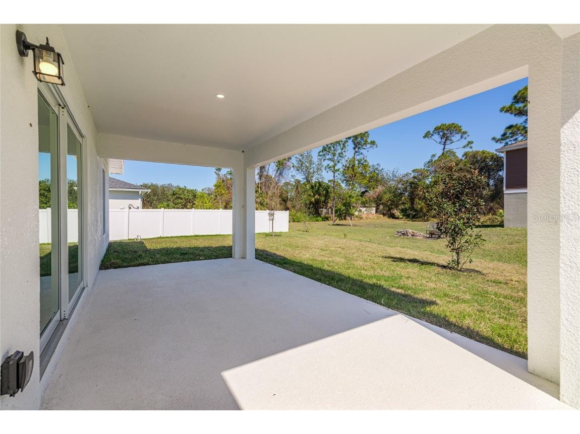 107 Blue Road Rotonda West FL 33947 C7517282 image11