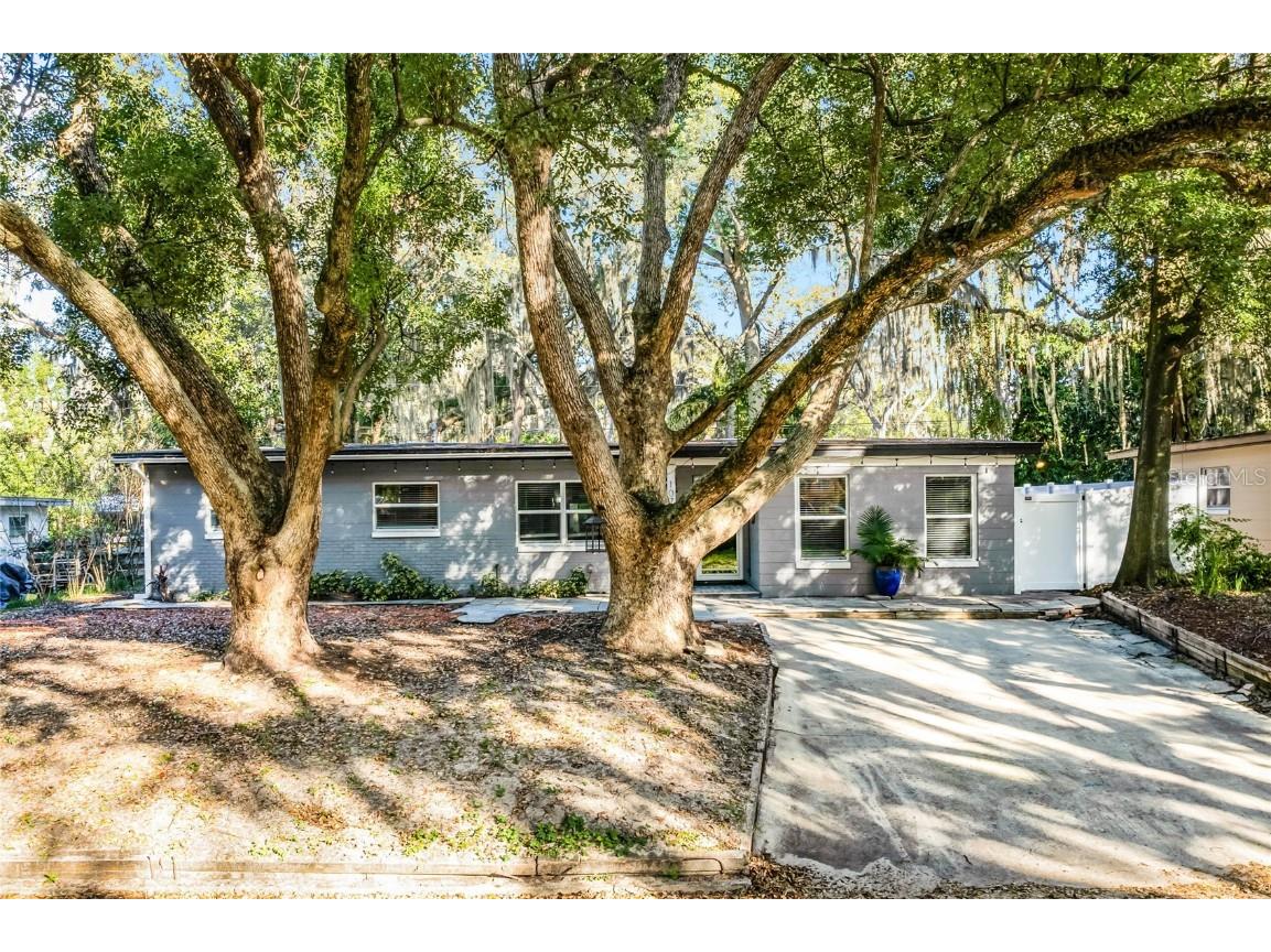 107 E Lauren Court Fern Park FL 32730 - Prairie O6156185 image1