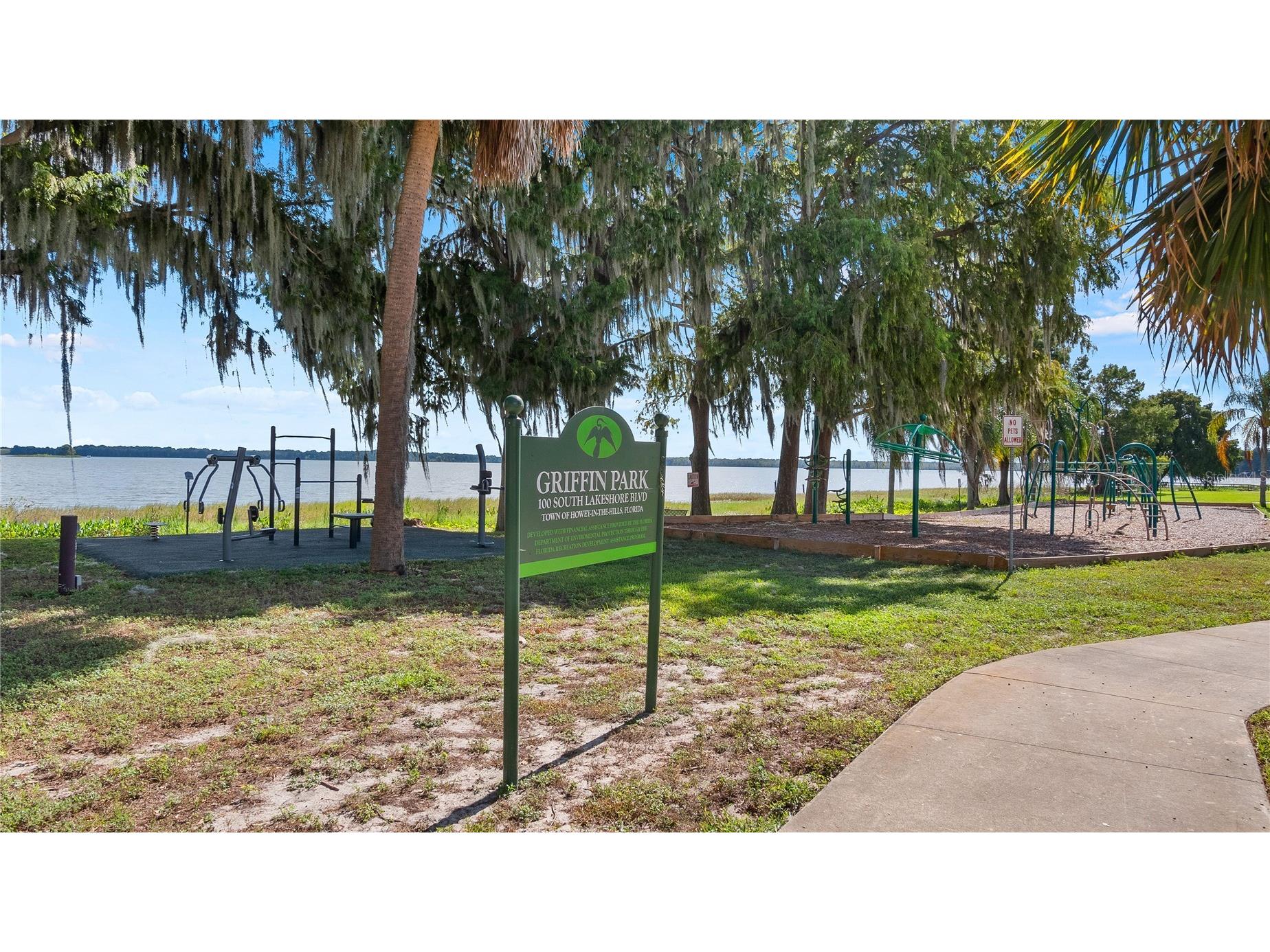 107 E Magnolia Avenue Howey In The Hills FL 34737 - LITTLE LAKE HARRIS G5108555 image45