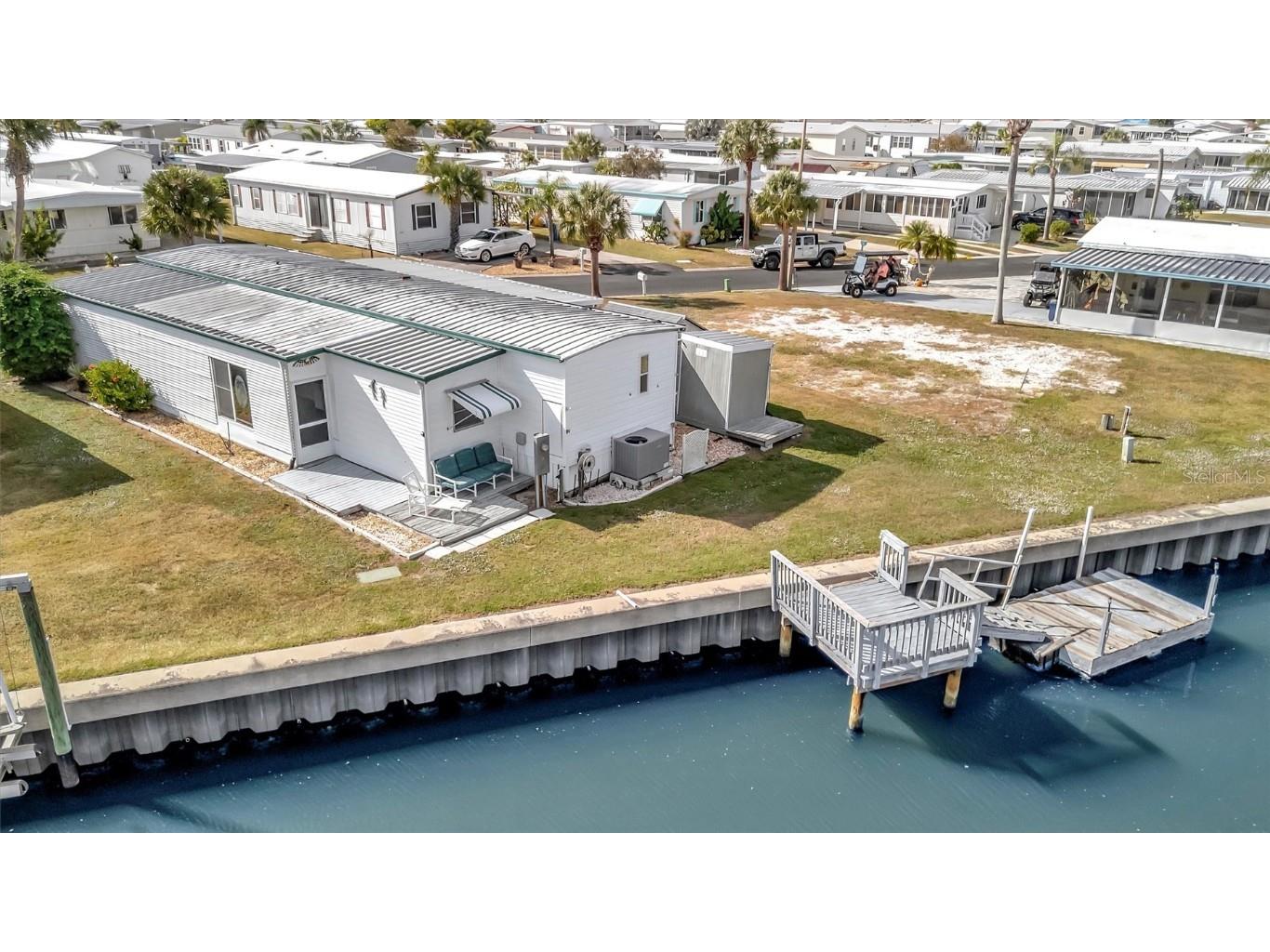 107 E Saint Johns Way Apollo Beach FL 33572 TB8442505 image12