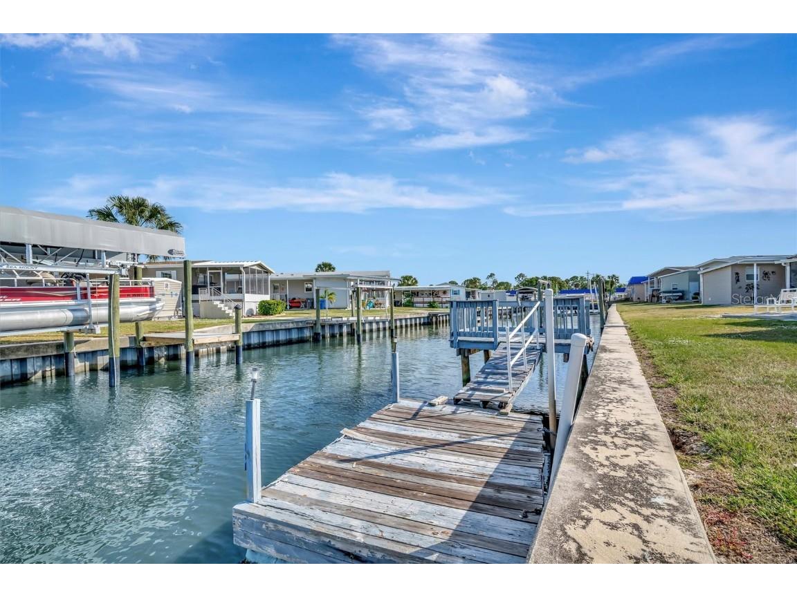 107 E Saint Johns Way Apollo Beach FL 33572 TB8442505 image39