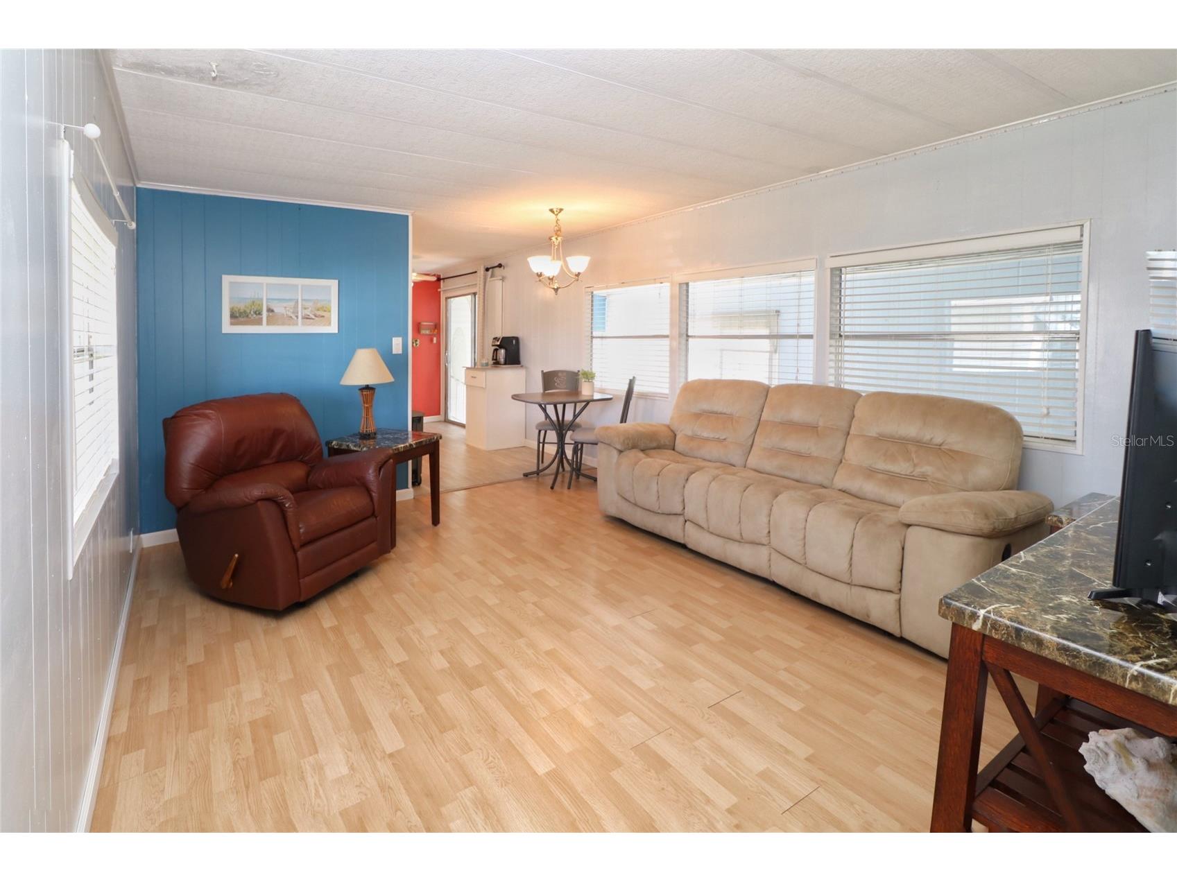 107 E Saint Johns Way Apollo Beach FL 33572 TB8468638 image2