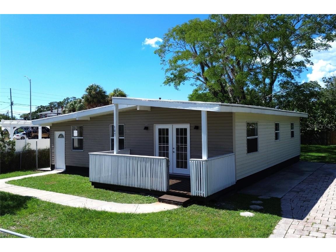 107 E Spruce Street Tarpon Springs FL 34689 TB8412170 image1