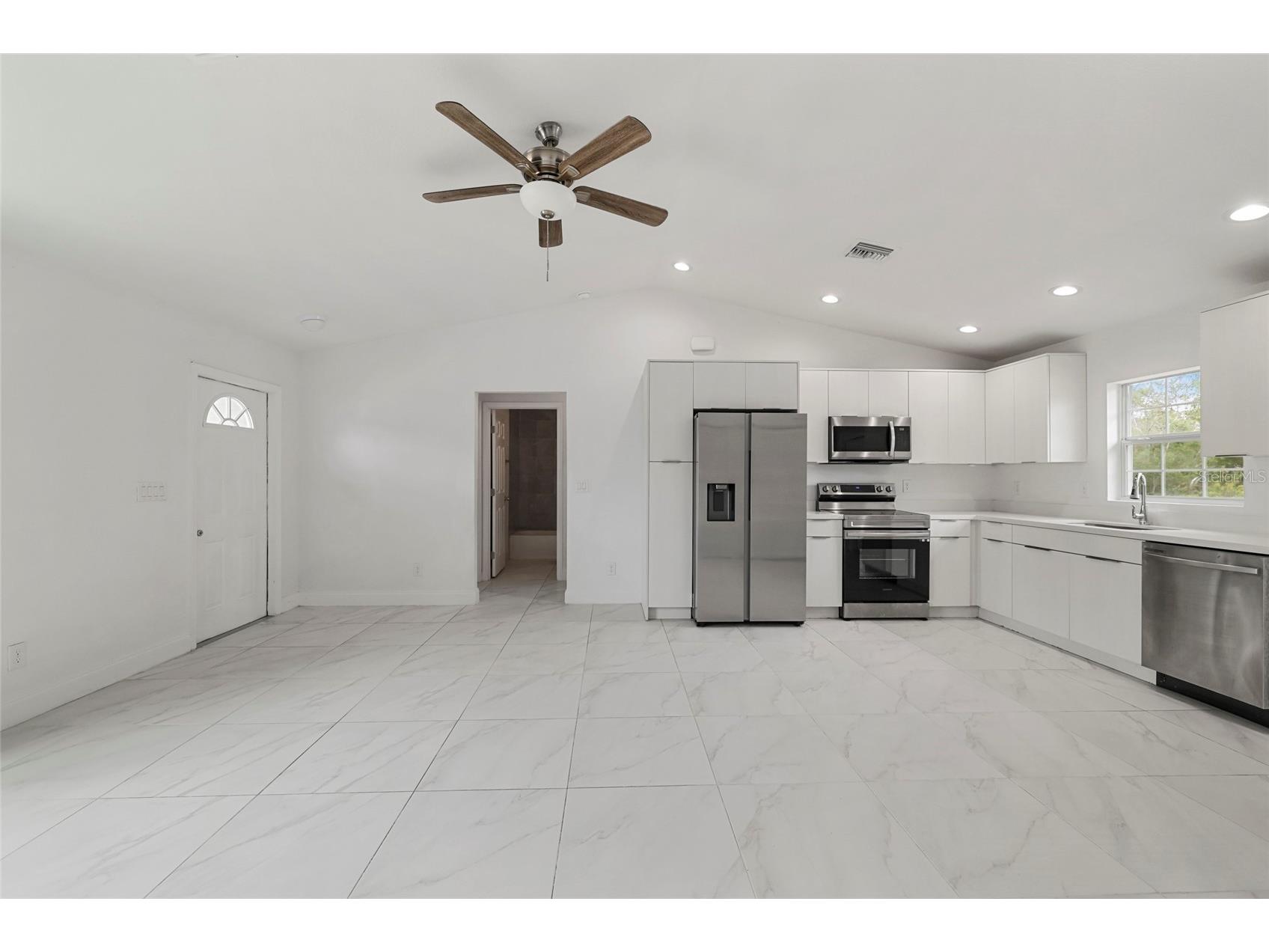 107 Elba Drive NE Lake Placid FL 33852 P4939027 image18