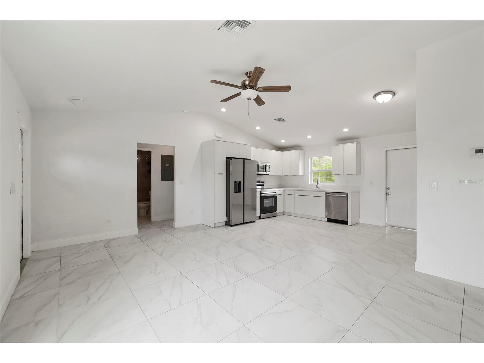 107 Elba Drive NE Lake Placid FL 33852 P4939027 image19